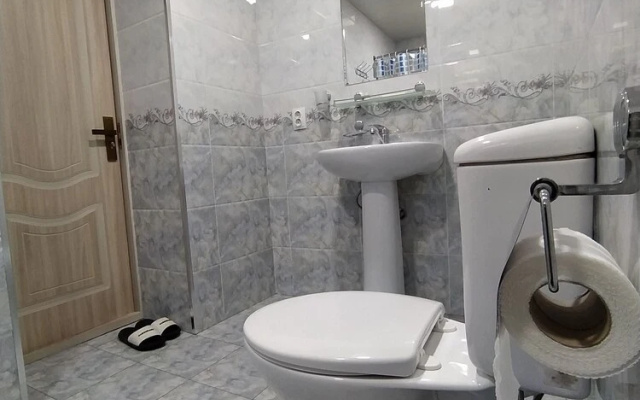 "Orom" Guests House