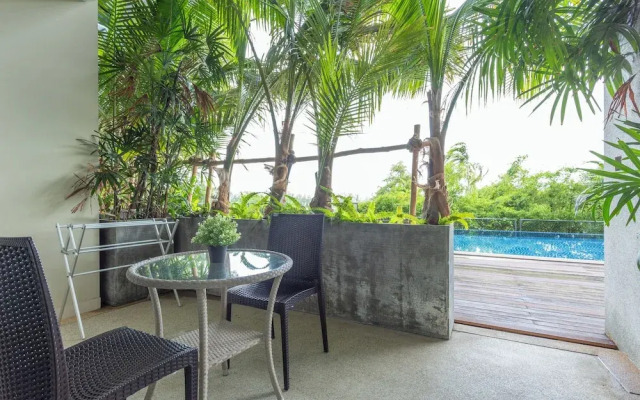 Luxury Everything Walking Distance c112