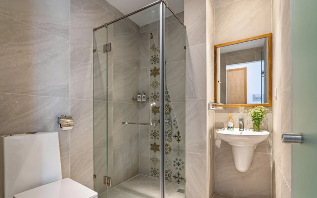 City House Apartment - Sunshine Residence