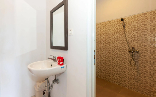 ZEN Rooms Uluwatu Dua Unud