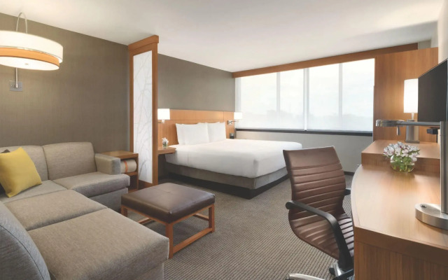 Hyatt Place Chicago/O'Hare Airport