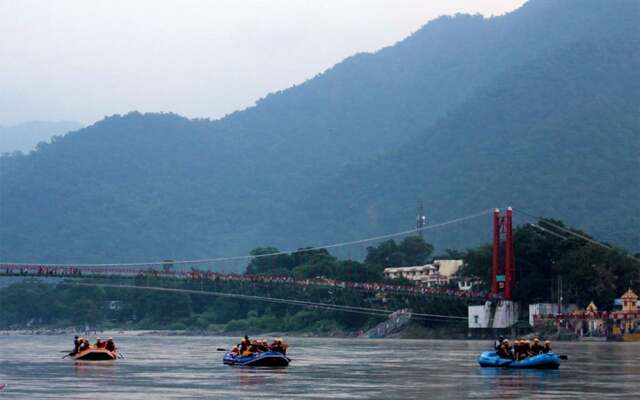 Yog Niketan by Sanskriti