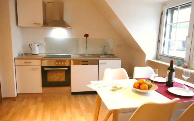 Daun Under (Adults Only)