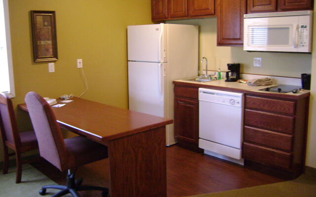 Crossings by GrandStay® - Pipestone