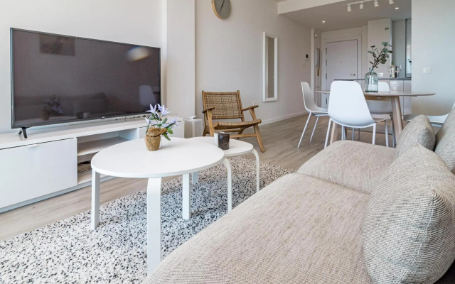 JG- Top Modern Apartment in Nueva Andalucia