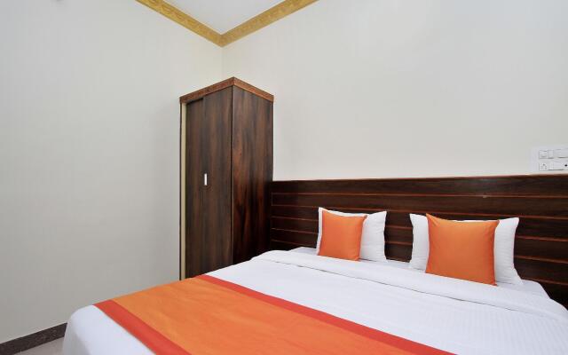 OYO 10549 Hotel Le Comforts