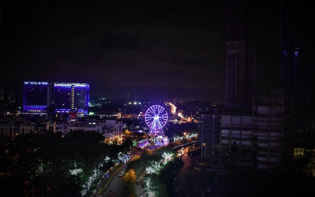 i-City-Casa Rosa - Wifi - Netflix - Movies - Parking - Sleeps 5 pax