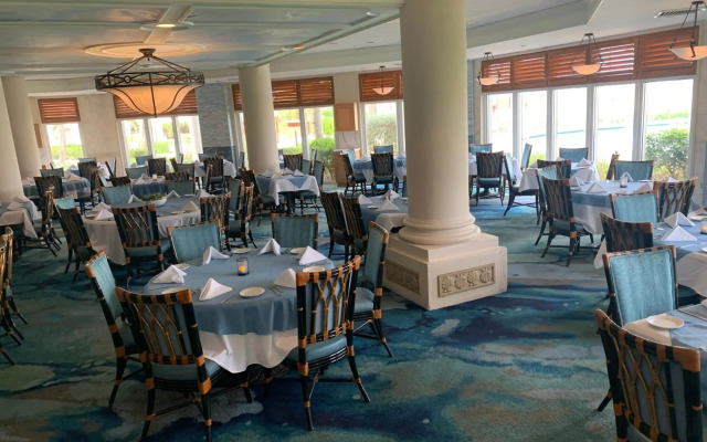 Lago Mar Beach Resort & Club