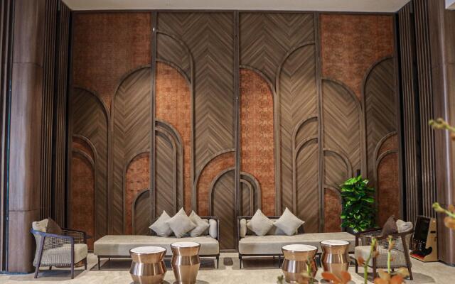 Muong Thanh Luxury Ha Long Centre Hotel