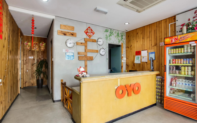 OYO 89454 Hotel Pavilion Inn