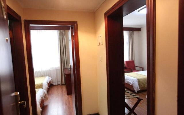 Qingdao Railway Jinhai Hongyu Hotel