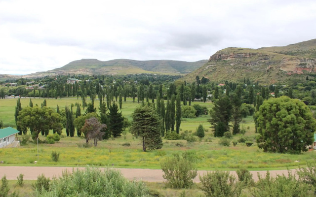 Sunbird Haven Self-Catering Sleeps 8