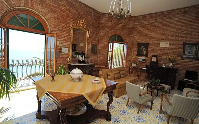 B & B Torre Saracena