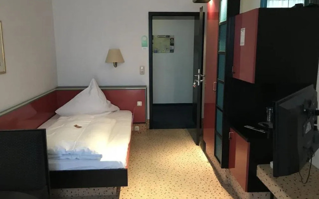 Hotel Bitterfelder Hof