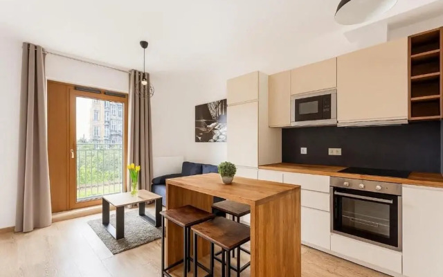 BROWARY DESIGNER APARTMENTS by Country 2 Country