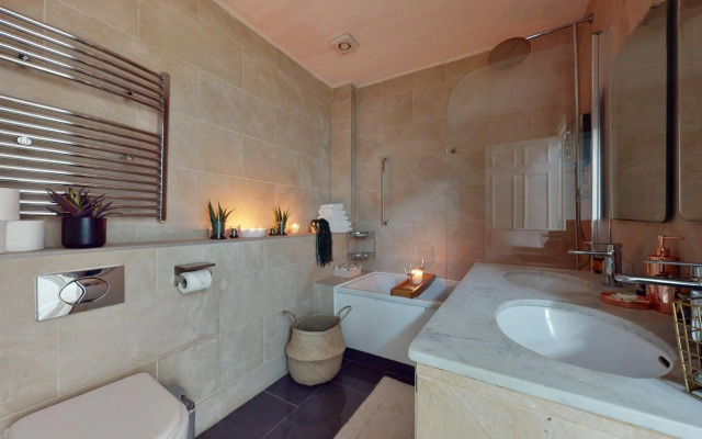 Park Lane Apartments - Clarges St