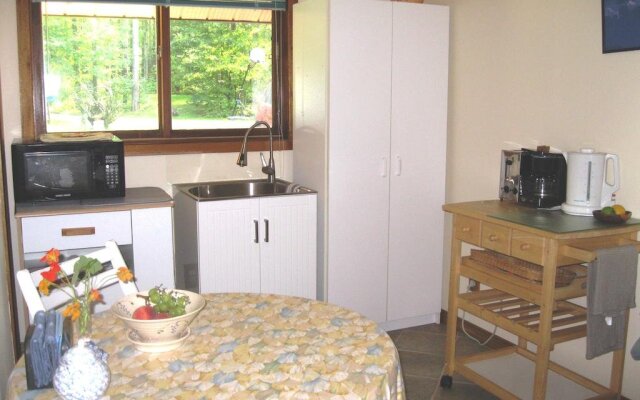 12 Mile Lake Bed and Breakfast