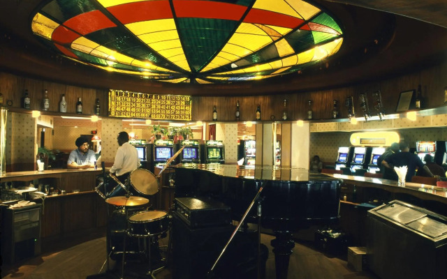 Royal Court Hotel