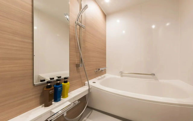 JR East Hotel Mets Premier Gotanda
