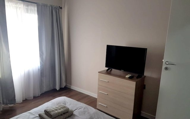 Apartment With one Bedroom in Karlovo, With Wonderful City View, Terrace and Wifi