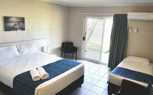 Cardwell Beachcomber Motel and Tourist Park