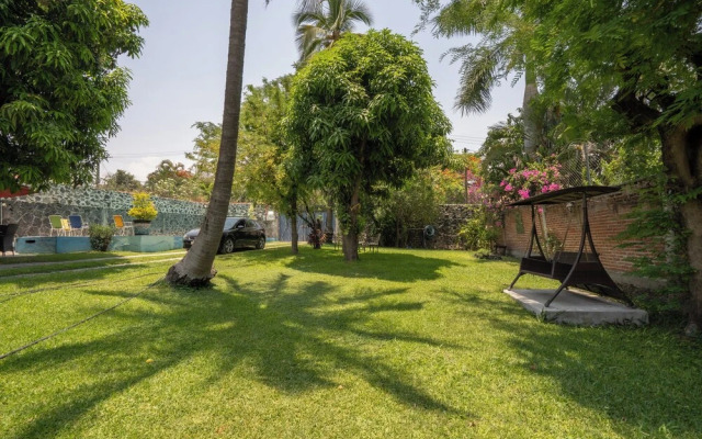 Vacation house with pool - Temixco 2 BR
