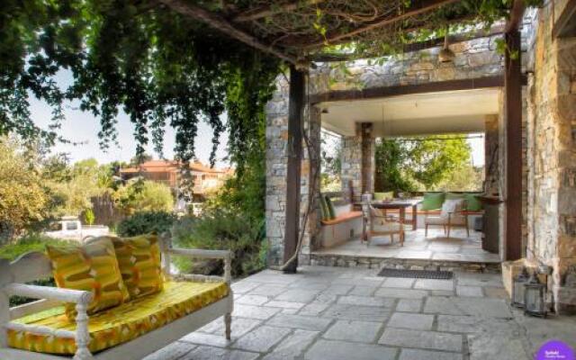 Country House Spitaki