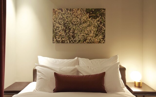 JS The Classic Hotel