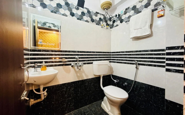 Hotel Golden Crystal