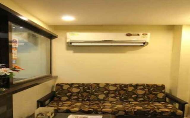 Room Maangta 100 - Andheri East