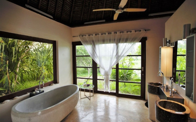 Chuiba Bay Lodge