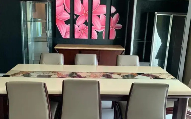 Mciti Suites