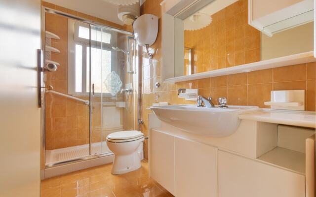 2348 Villino Mareluce by Barbarhouse