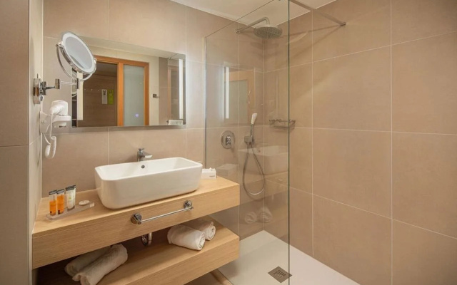 Greenfield Hotel Golf & Spa