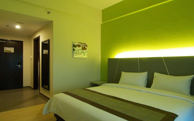 Marvelux Hotel