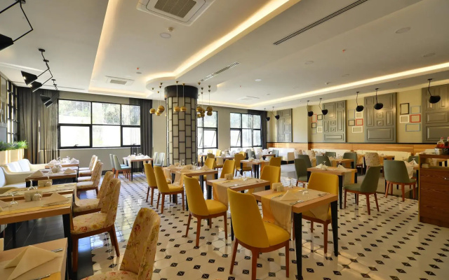 Seaden Valentine Resort & Spa