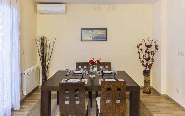Lubata Apartments