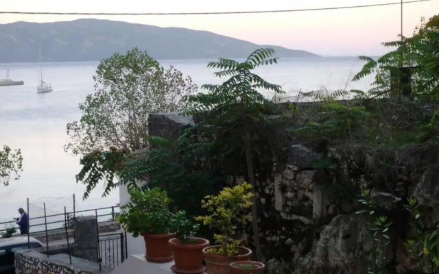 Studio on Agia Efimia Seaside