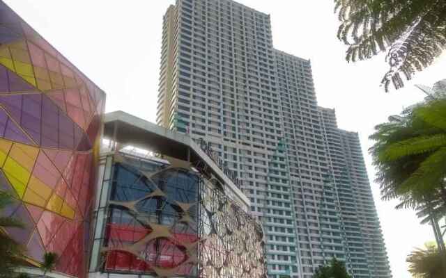 Modern and Spacious Studio with City View @ Grand Kamala Lagoon Apartment