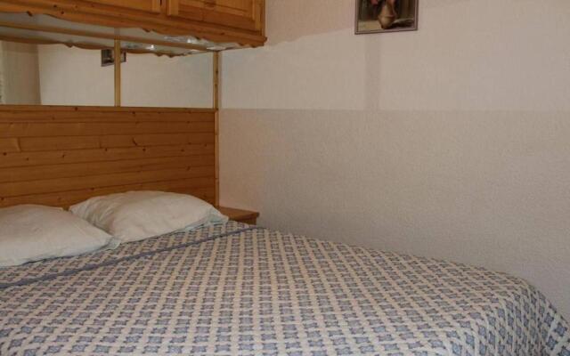 Appartement Gruissan, 2 pièces, 4 personnes - FR-1-229-98