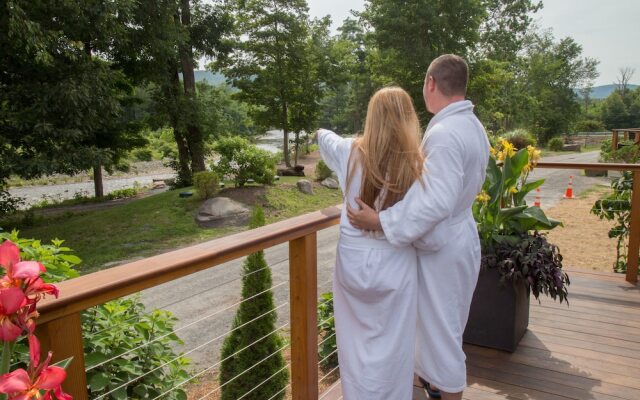 Emerson Resort & Spa