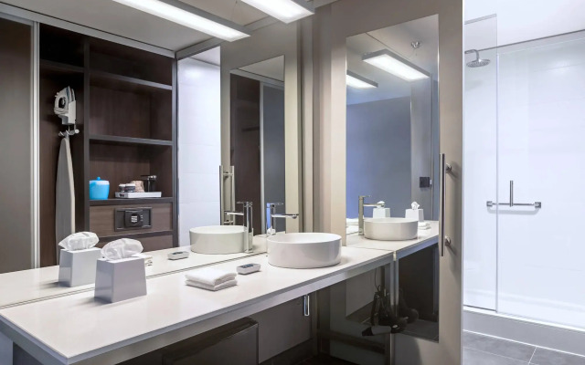 Aloft Montevideo Hotel by Marriott
