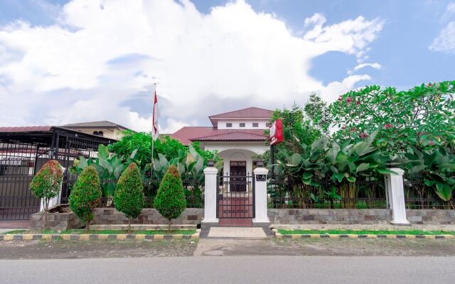 OYO 1632 1000 House Syariah