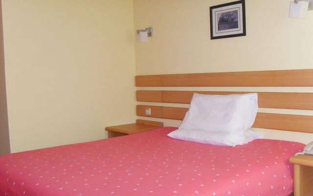 Motel 168 Liu Zhou Road Inn