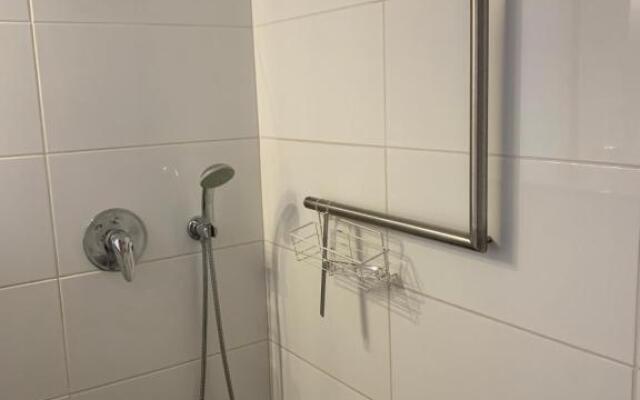 AwayDays - 802 - Incredible 1-Bed Apartment with Magical Views