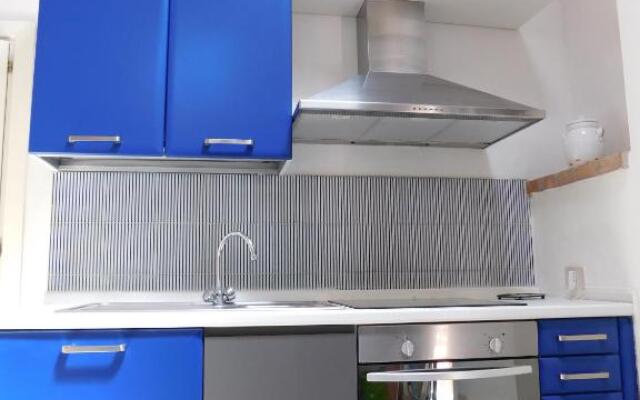 Appartamento con piscina immersa nel verde