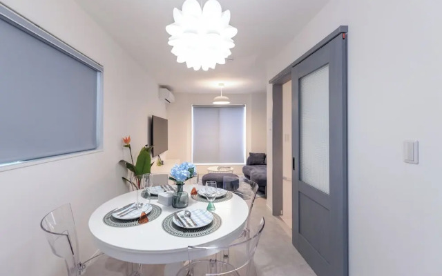 Nishikujo Maison Le Bleu Chigusa