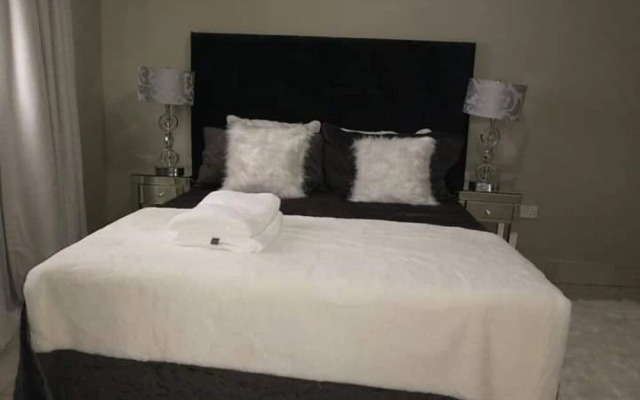 Spacious, With Great Design 2 Bedroomed Apartment