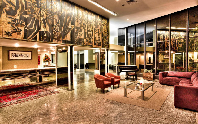 Alta Reggia Plaza Hotel