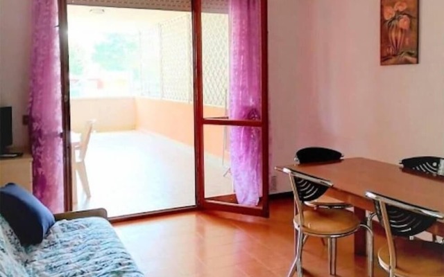 Modern Apartment With Shared Pool